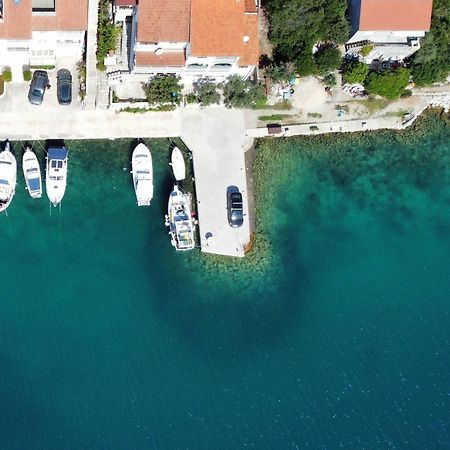 Apartments By The Sea Zaglav, Dugi Otok - 12424 Ngoại thất bức ảnh